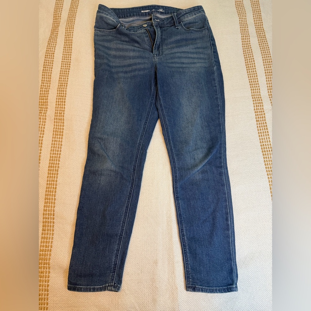Old Navy Women's Skinny Jeans in Deep Blue